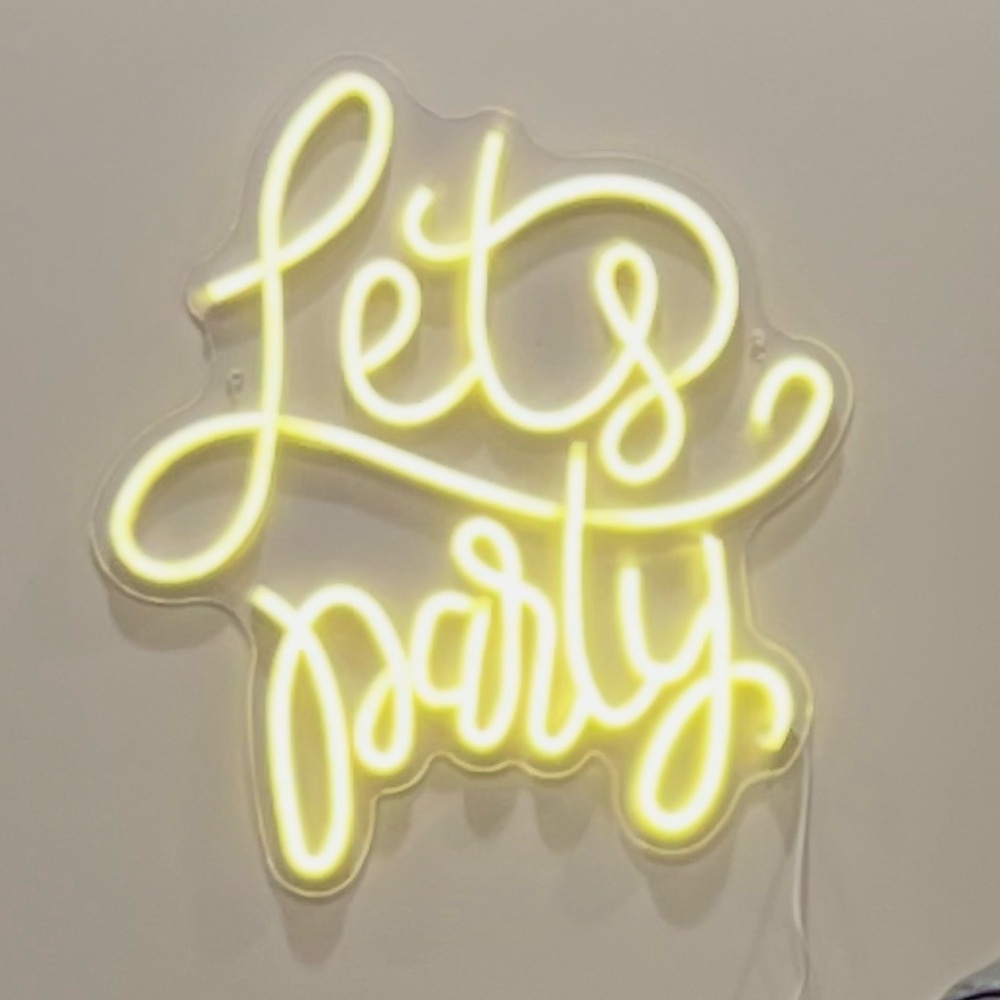 Lets Party Neon Light 20”